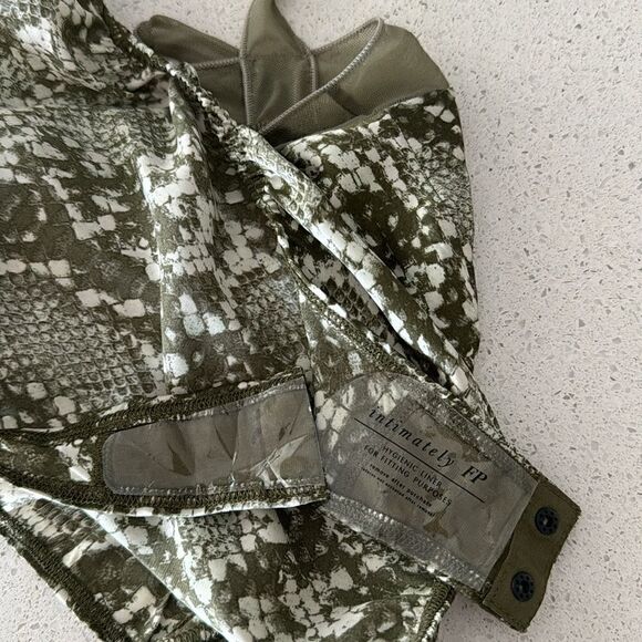 NWOT Free People Night Out Snake Print Bodysuit Strappy Thong S Flirty Feminine - Picture 9 of 12